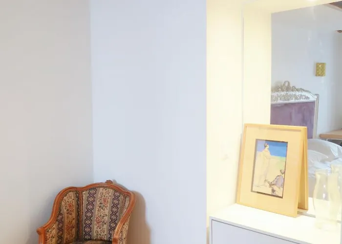 Spacious Parisian Flat Louvre Steps Eiffel Tower Access Daire