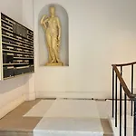 Spacious Parisian Flat Louvre Steps Eiffel Tower Access *